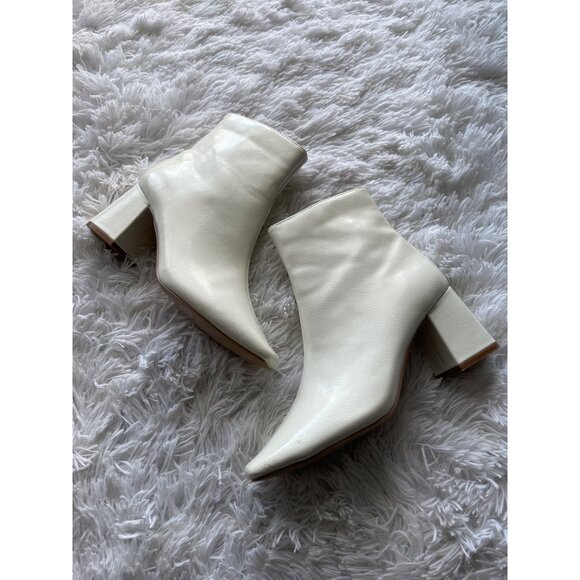 TRU COMFORT FOAM Cream Faux Leather Ankle Boots Size 6 - Picture 4 of 9